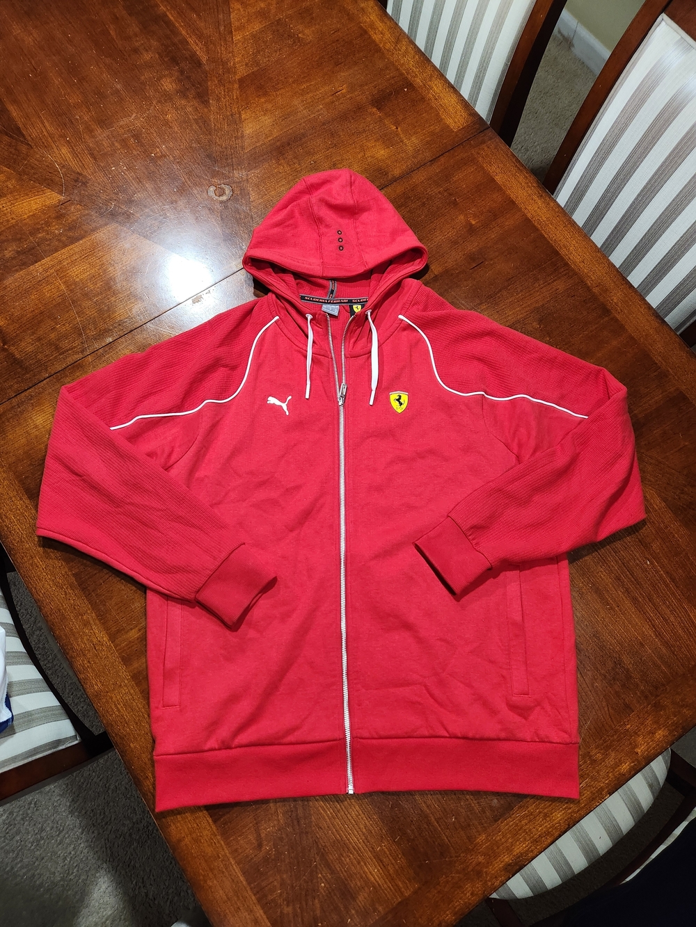 Ferrari Puma Men's Red Hooded Zip Sweatshirt with Contrast Piping Size XL